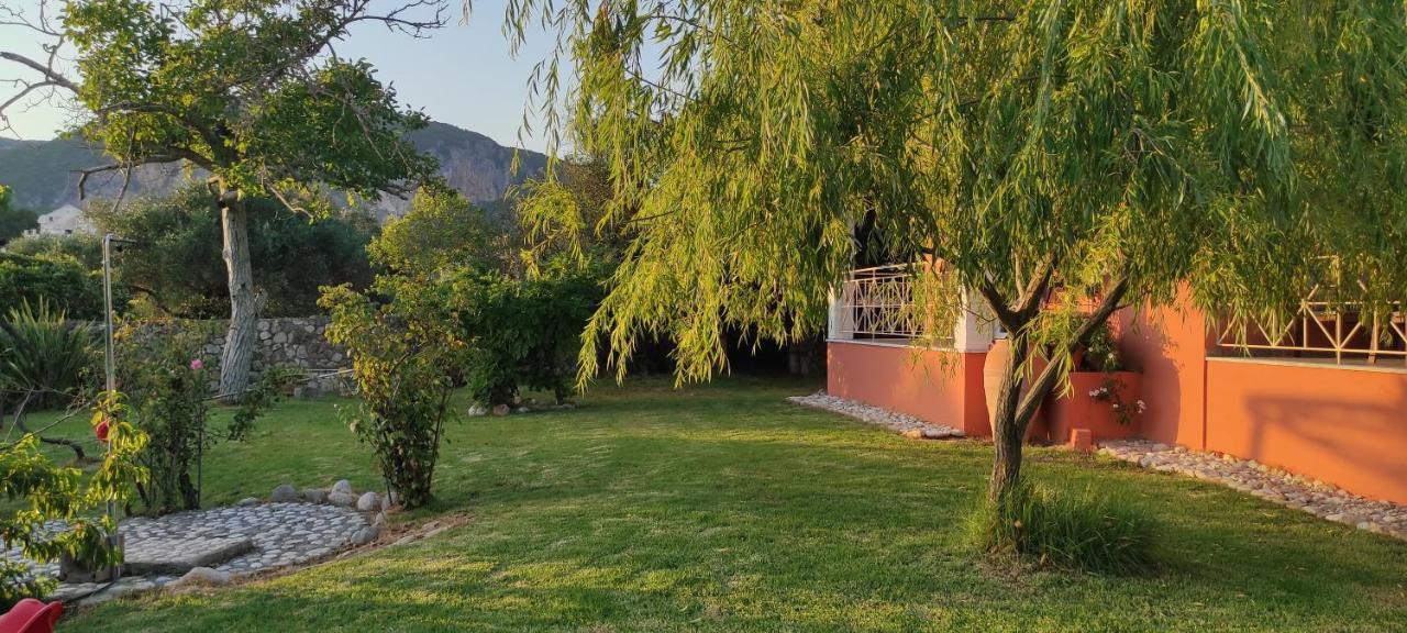 Villa Grecia لياباديس المظهر الخارجي الصورة