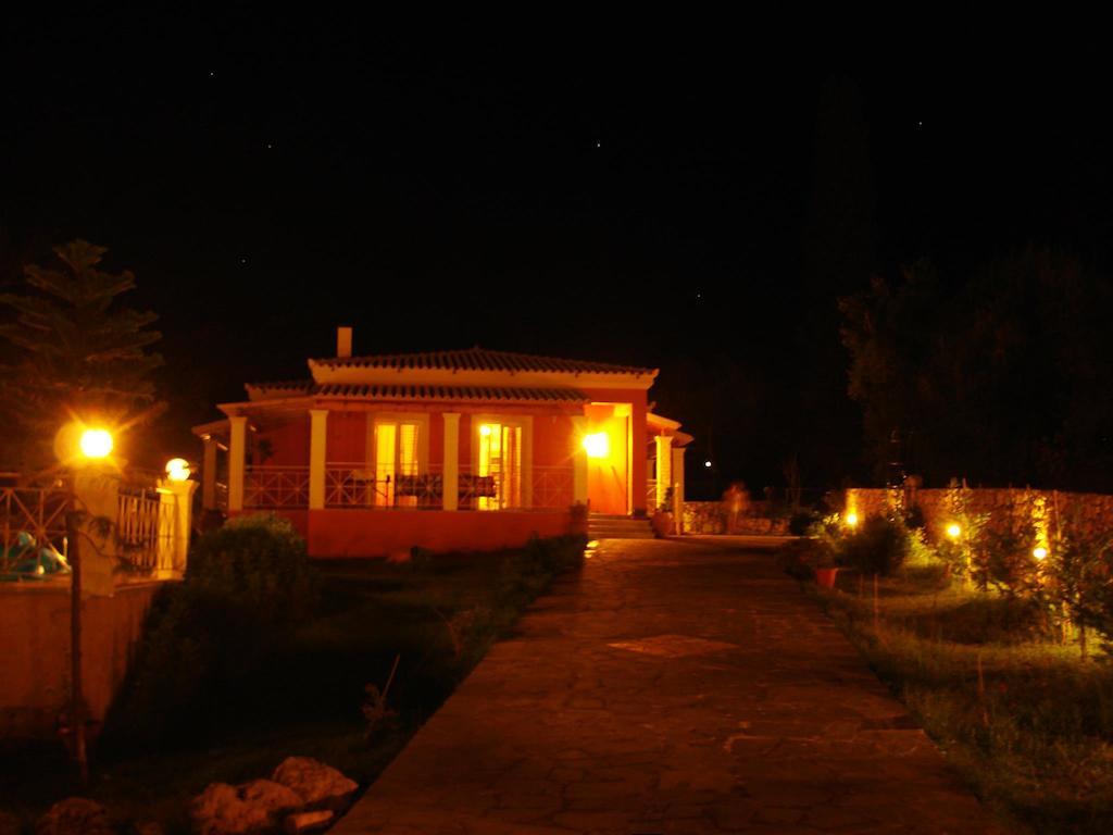 Villa Grecia لياباديس الغرفة الصورة
